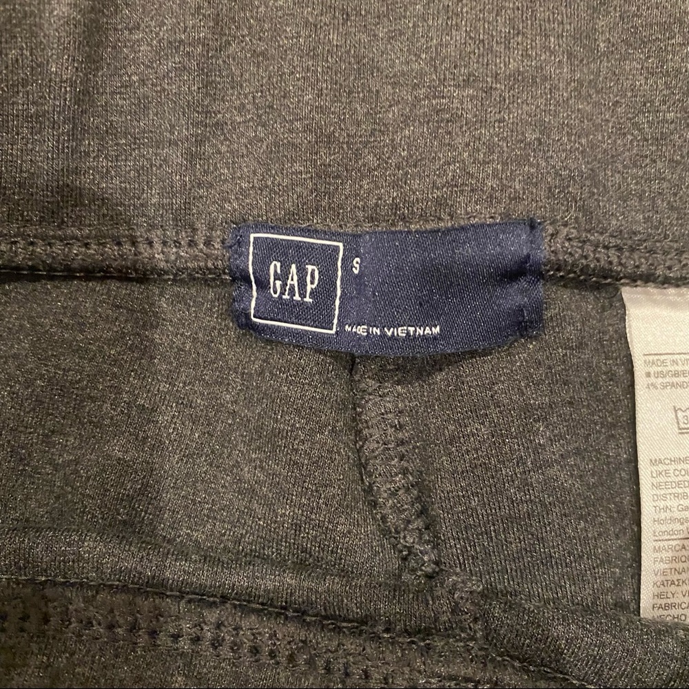GAP pants - Picture 4 of 5